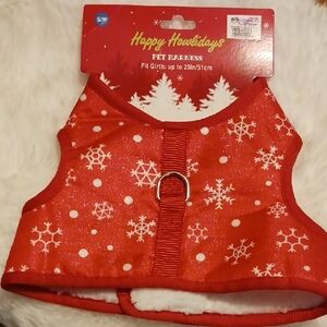 Red Snowflake Pet Harness. NWT